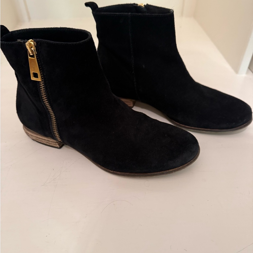 Dee Keller booties